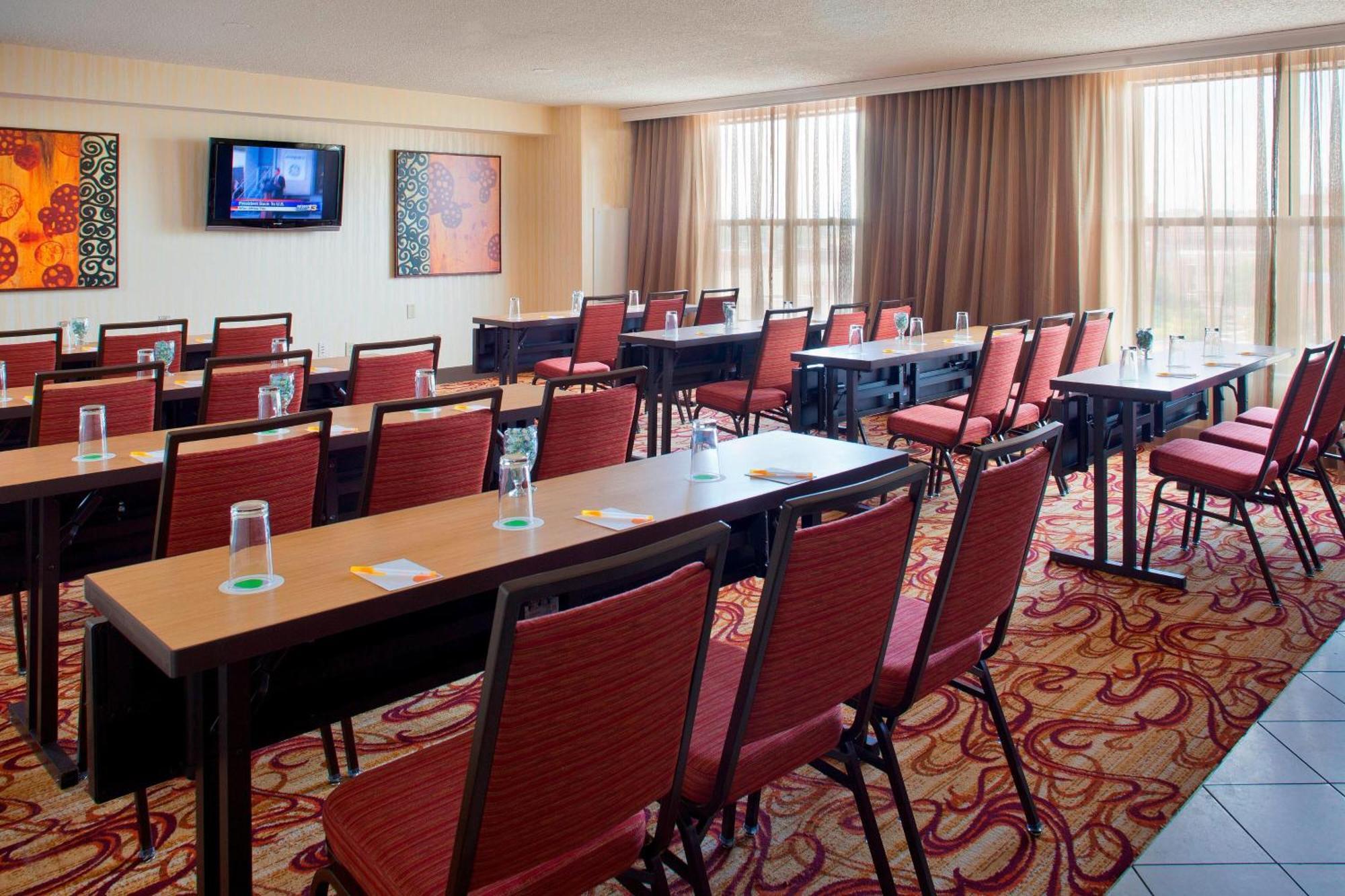 Hotel Courtyard By Marriott Pueblo Exterior foto
